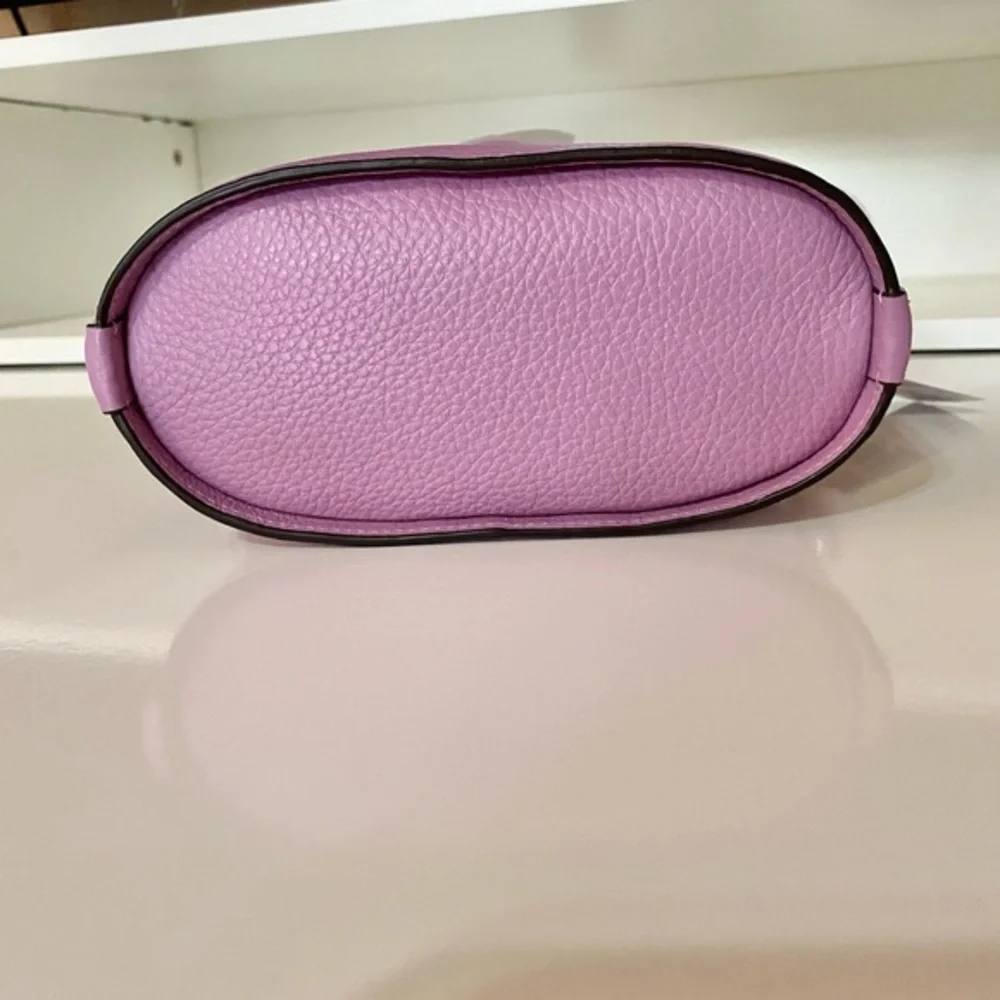 🤍🌸NEW🌸Coach Addie XB Leather/Crossbody bag/satchel/small/chic/Lavender color - Picture 7 of 9